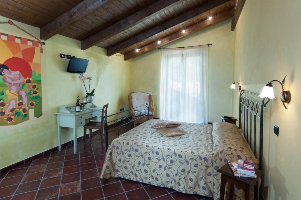 Cerretto Langhe Trattoria Del Bivioゲストハウス 部屋 写真