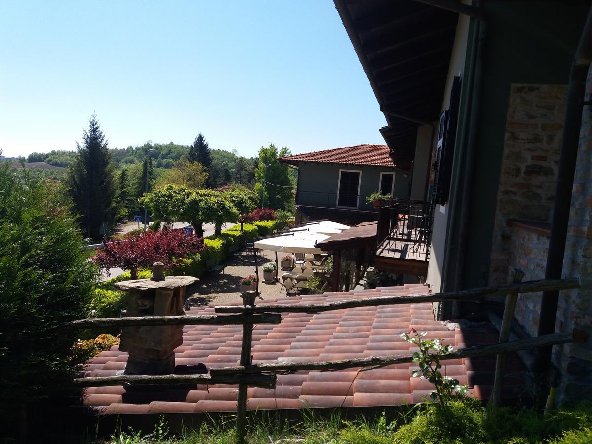Cerretto Langhe Trattoria Del Bivioゲストハウス エクステリア 写真
